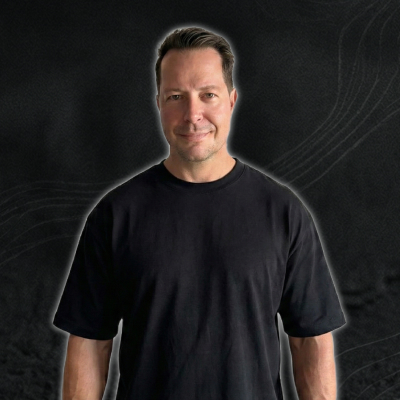 Janlo van den Heever — Fractional CMO for Crypto Infrastructure
